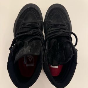 Sk8-Hi Canvas Shoe black Never worn